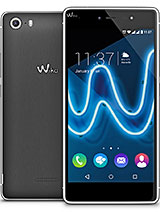 Best available price of Wiko Fever SE in Algeria
